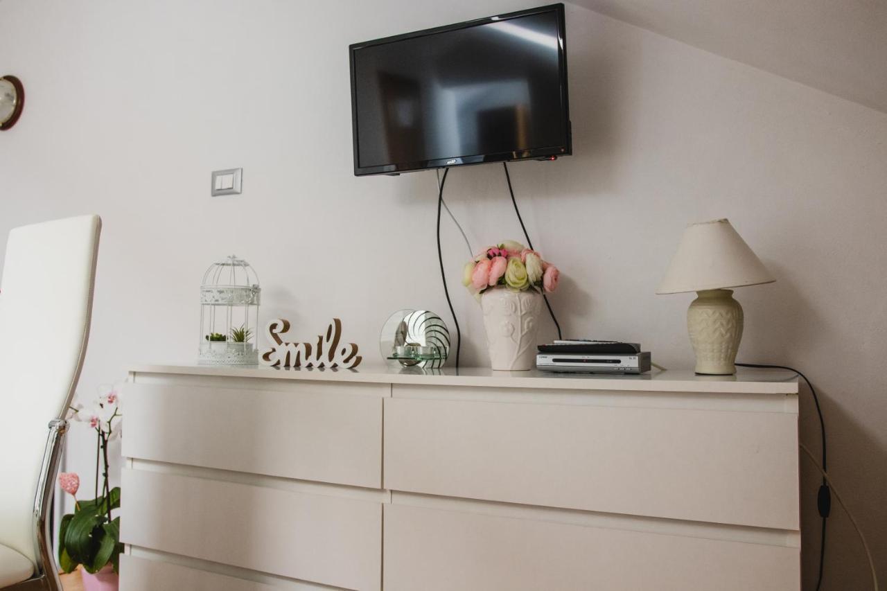 Apartmani Tena Selce Esterno foto