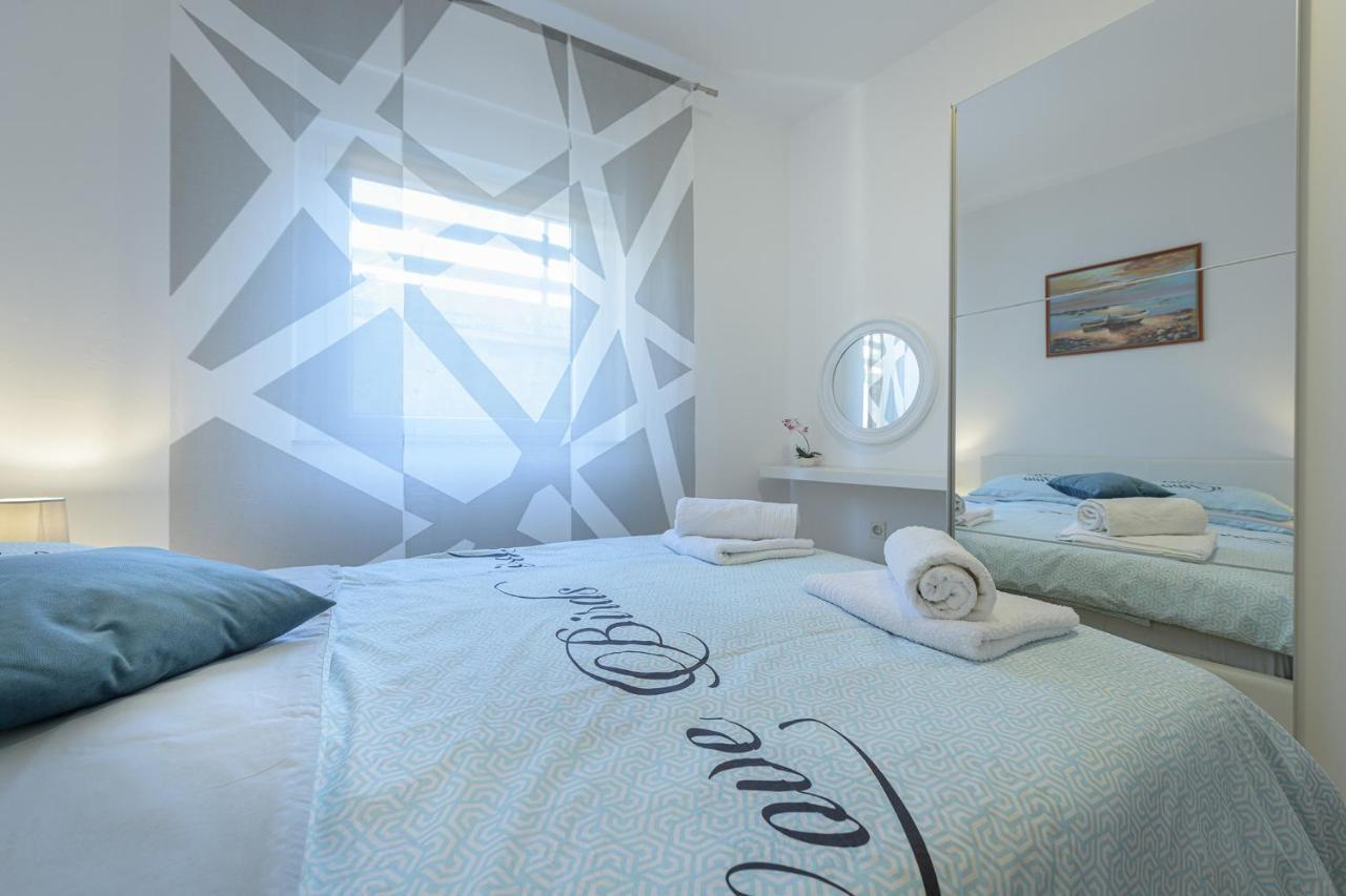 Apartmani Tena Selce Esterno foto