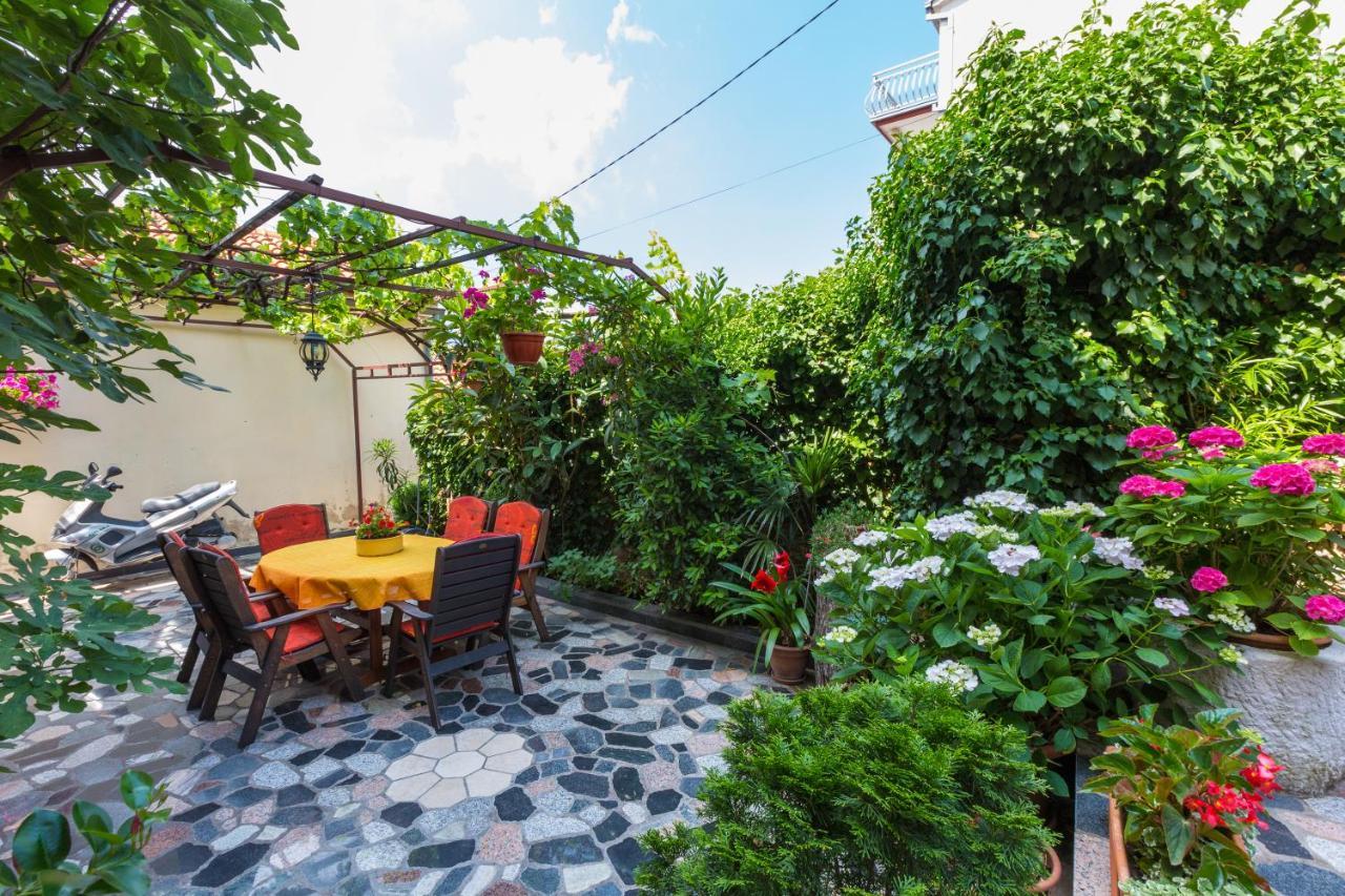 Apartmani Tena Selce Esterno foto